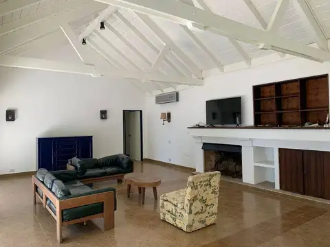 Casa en Alquiler Temporal de 4 dormitorios