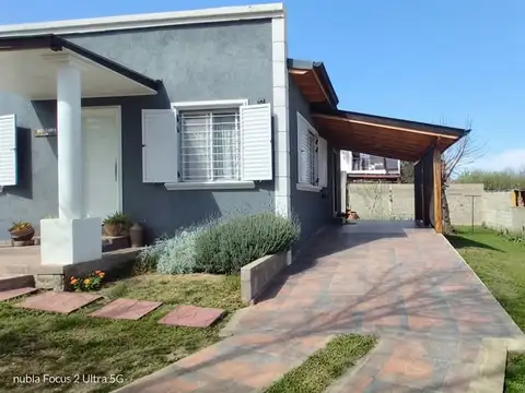Casa 3 ambientes con 1 baño