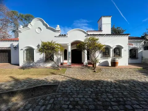 Casa en Venta con 1 cochera
