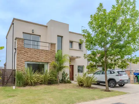 Casa en Venta en Vila Marina, USD 275.000