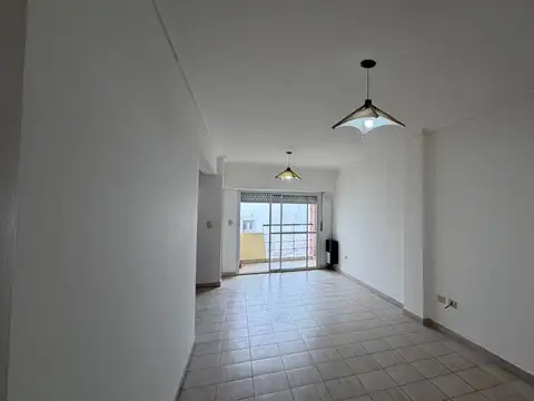 Departamento en Alquiler en Campana, $ 550.000