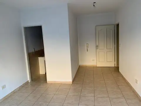 DEPARTAMENTO/PH MONOAMBIENTE C/BALCÓN. OPORTUNIDAD.