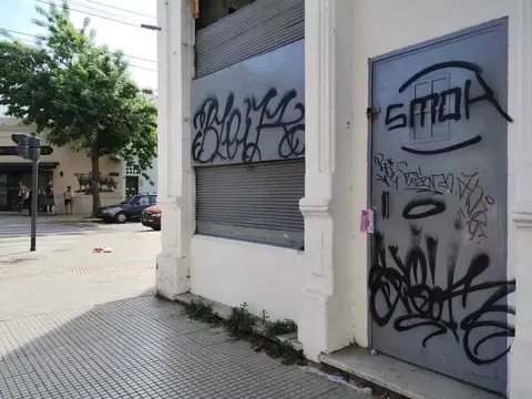 Avenida  MONROE 4095 y PLAZA 2511 4000