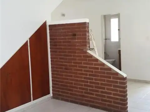 Depto Tipo Casa en Venta 35 años