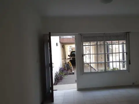 Depto Tipo Casa en Venta en Florida Belgrano/Oeste, USD 92.000
