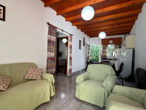 Departamento 6 ambientes con 2 baños
