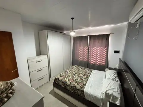 Casa dos dormitorios - quincho y pileta