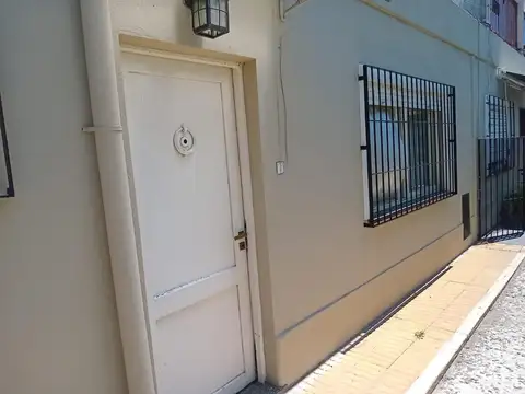 Depto Tipo Casa en Alquiler de 2 dormitorios