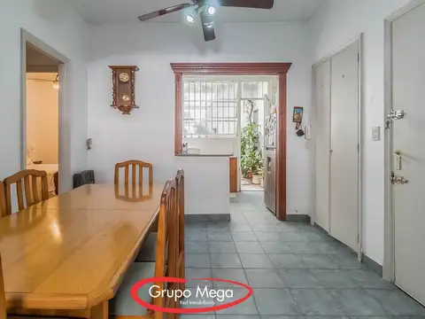 En Venta  PH de 4 ambientes al frente en Planta baja con patio terraza y quincho Villa Gral Mitte