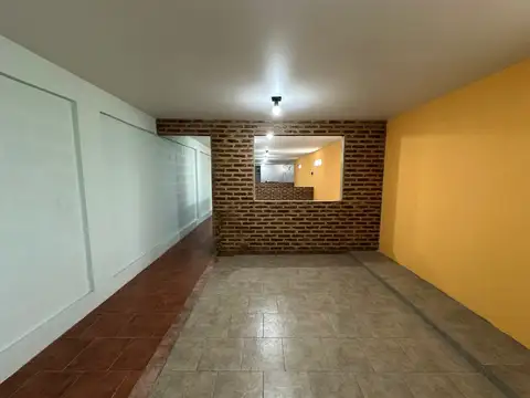 Oficina en Alquiler al Sur