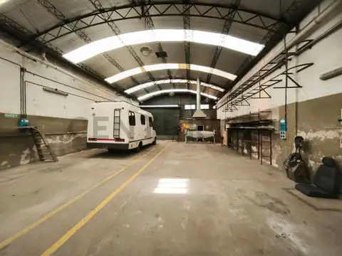 ALQUILER GALPÓN EN ZONA INDUSTRIAL