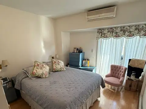 Departamento en Venta con 2 cocheras