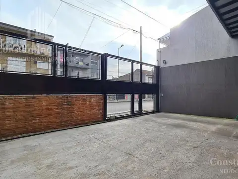 Galpon en Venta 40  mts Fondo
