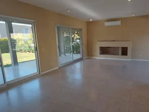 Casa en Alquiler 15 años