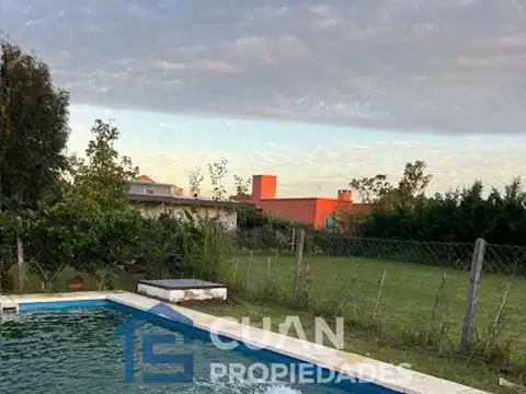 Casa en Venta con 4 cocheras