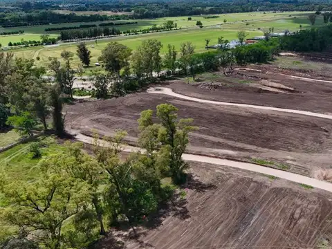 Terreno en Venta de 831,0 m2