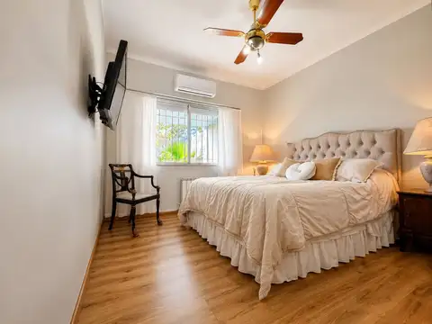 Casa 6 ambientes con 3 baños