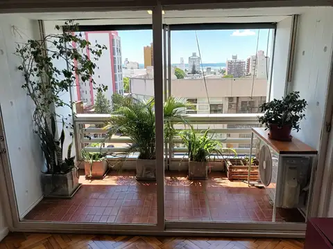 EN ALQUILER CENTRICO DEPTO 2 DORMITORIOS CON COCHERA