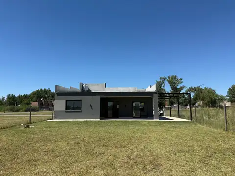 Casa en Venta en Funes, USD 118.500