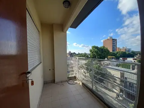 San Lorenzo 3800, Piso 04