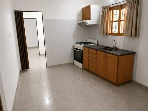 Casa de dos dormitorios con Quincho en Sta Isabel 1
