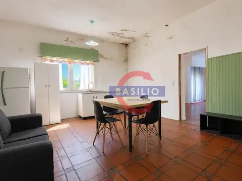 Casa 3 ambientes con 2 baños