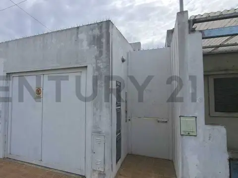 Venta de PH con patio en La Plata