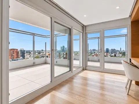 Departamento en Venta con 3 cocheras