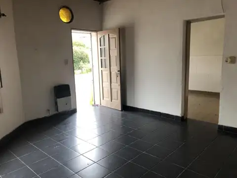 Casa en Venta en Chilavert, USD 60.000