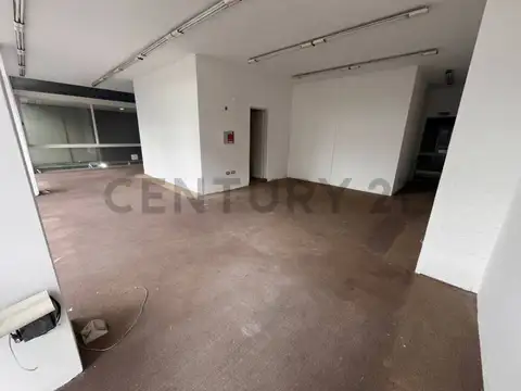 Calle 48 600