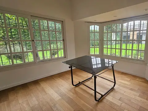 Casa en Venta en El Palomar, USD 550.000