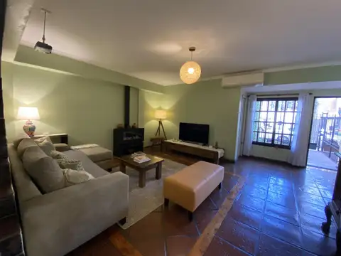 Depto Tipo Casa en Venta de 3 dormitorios