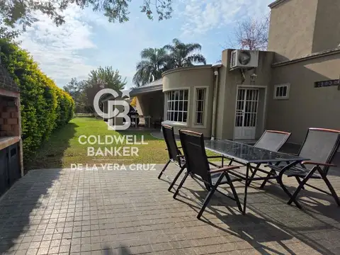 Casa 5 ambientes con 2 baños