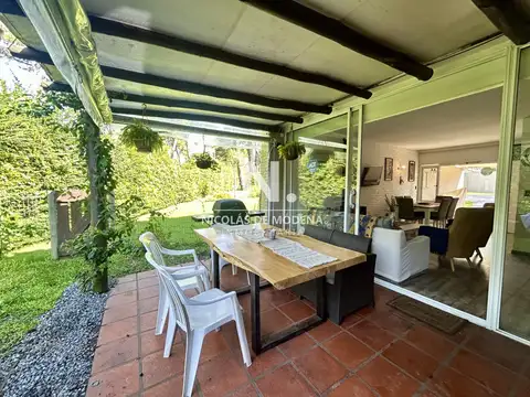 VENTA DE CASA DE 2 DORMITORIOS Y 2 BAÑOS, PLAYA BRAVA, SAN RAFAEL PUNTA DEL ESTE