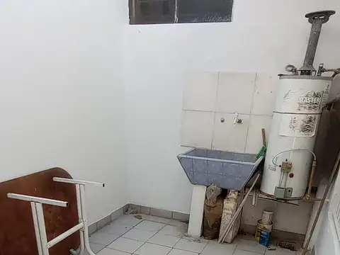 PH AL FRENTE CON PATIO