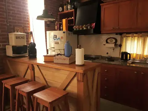 Casa 3 ambientes con 2 baños