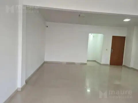 Oficina en Venta al Este