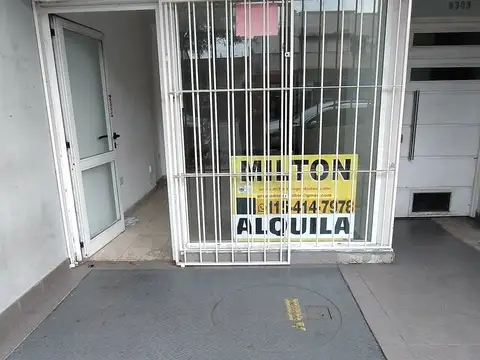 ALQUILER LOCAL COMERCIAL DE 20 METROS SIN EXPENSAS SOBRE AV. RIVADAVIA AL 9300