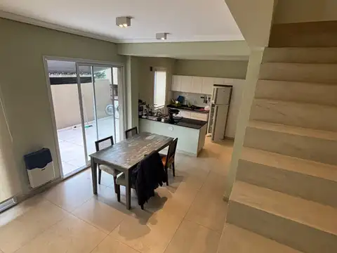 Depto Tipo Casa en Venta de 2 dormitorios
