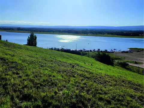 BARRIO LOS ALERCES , Piso Car
