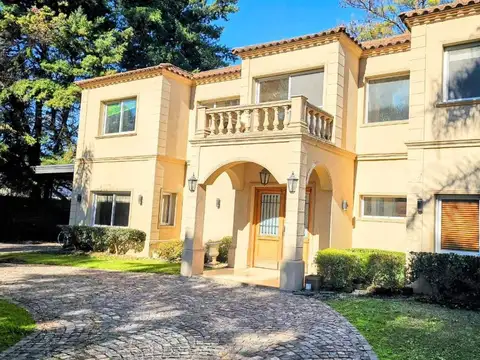 CASA EN VENTA "BARRIO LA SOBERANA" GRAL RODRIGUEZ