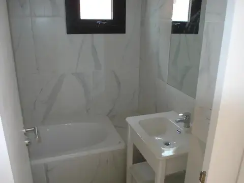 Departamento en Venta en Parque Chacabuco, USD 179.000