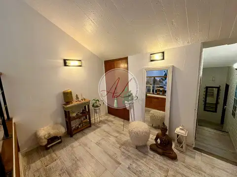 Depto Tipo Casa en Venta con 1 cocheras