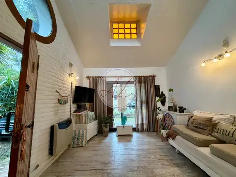 Depto Tipo Casa en Venta de 3 ambientes