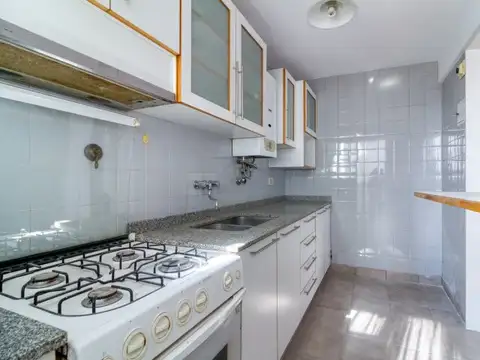 2 Ambientes Muy Luminoso | Seguridad 24 hs | Ramos Mejía Centro | Listo para Mudarse