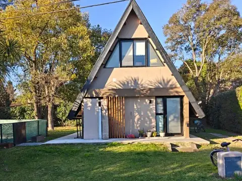 GRV - VENTA CASA TIPO ALPINA EN BARRIO LOS TRONCOS
