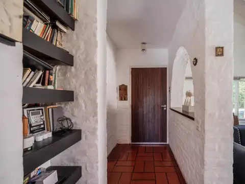 Casa 6 ambientes con 3 baños