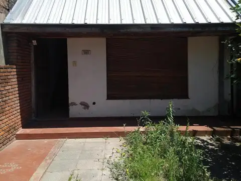 Departamento en venta - 3 Dormitorios 2 Baños - 248Mts2 - Bernal
