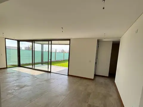 Casa en Venta al Oeste