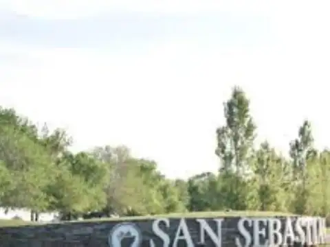 Terreno en Venta en San Sebastian, USD 28.000